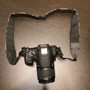 Cannon EOS rebel T5 (bag sold separately)